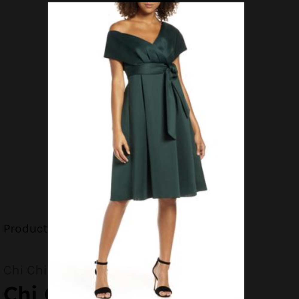 Chi Chi London Edel dress emerald green
